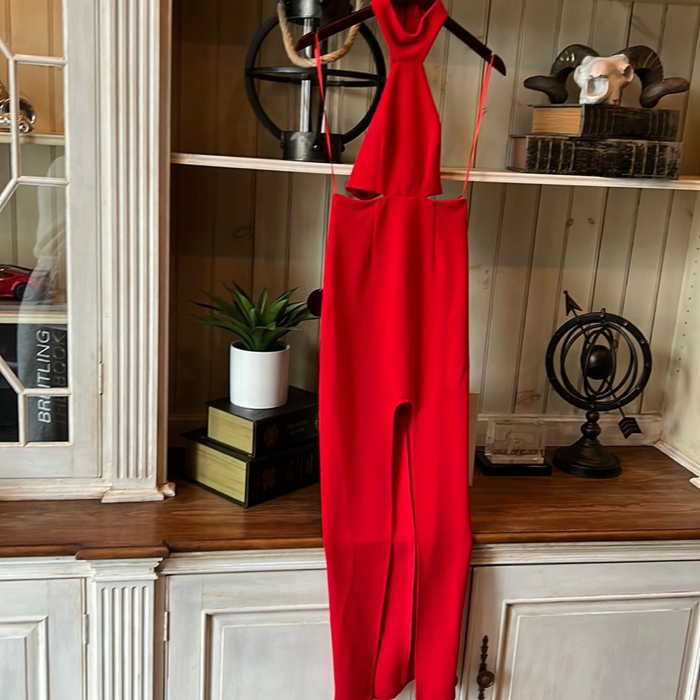 Gorgeous red dress perfect for Holiday party